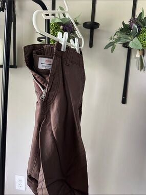BOSS Men's Dark Brown Chinos